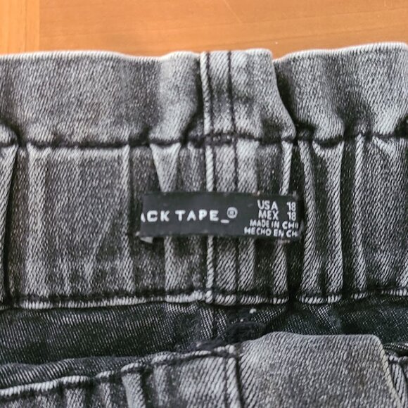 Black Denim Mini Skirt - Picture 2 of 3